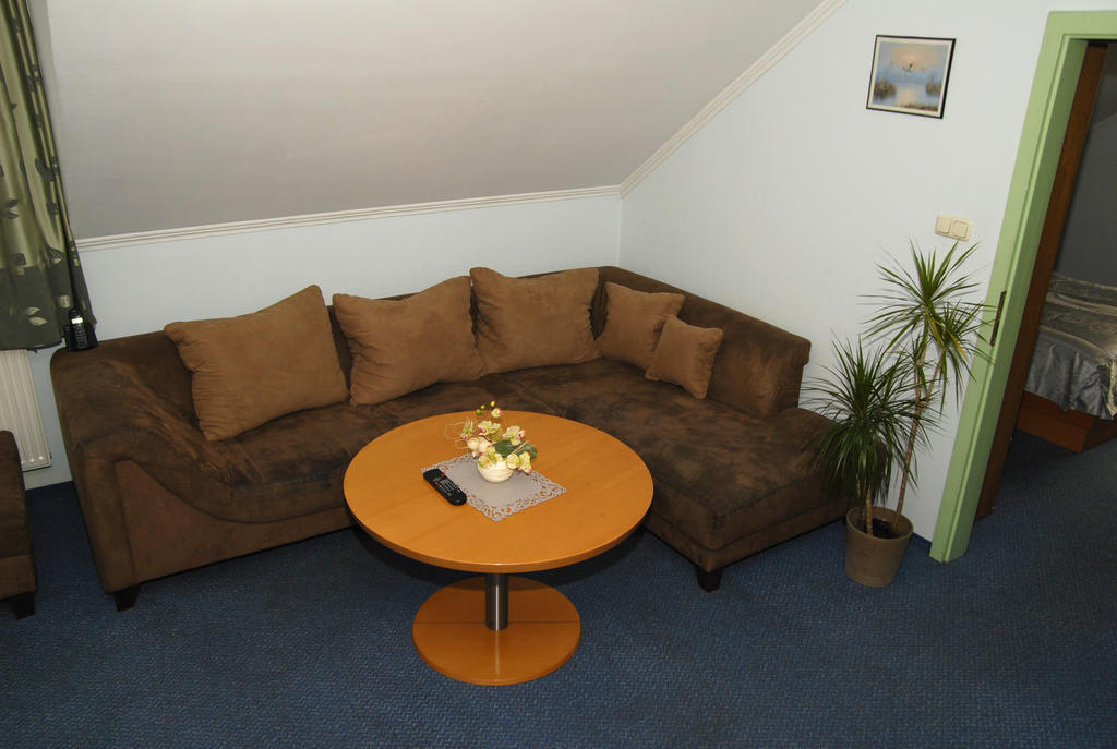 Hotel Restauracja Tawerna Gliwice Rom bilde