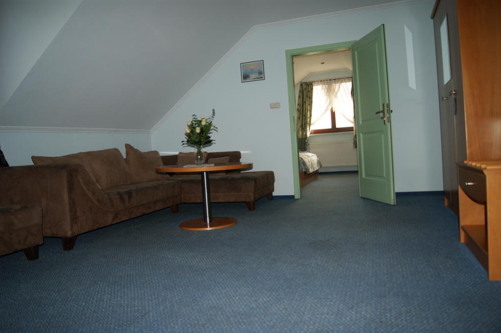 Hotel Restauracja Tawerna Gliwice Rom bilde