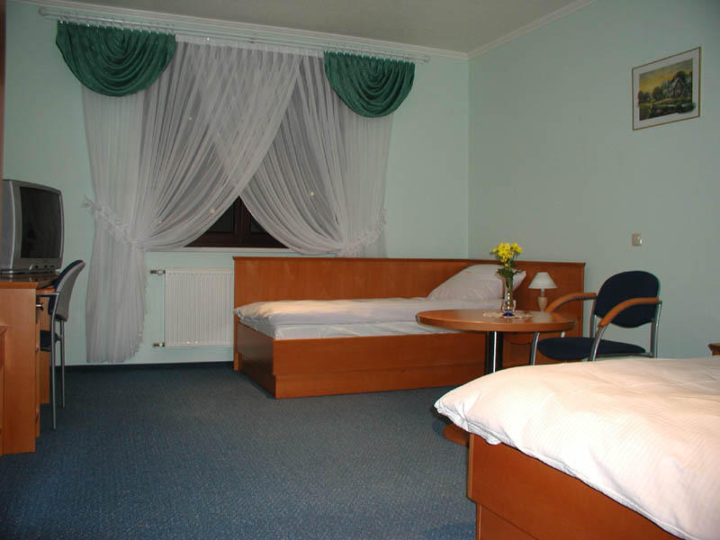 Hotel Restauracja Tawerna Gliwice Eksteriør bilde
