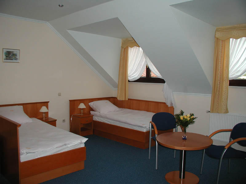 Hotel Restauracja Tawerna Gliwice Eksteriør bilde