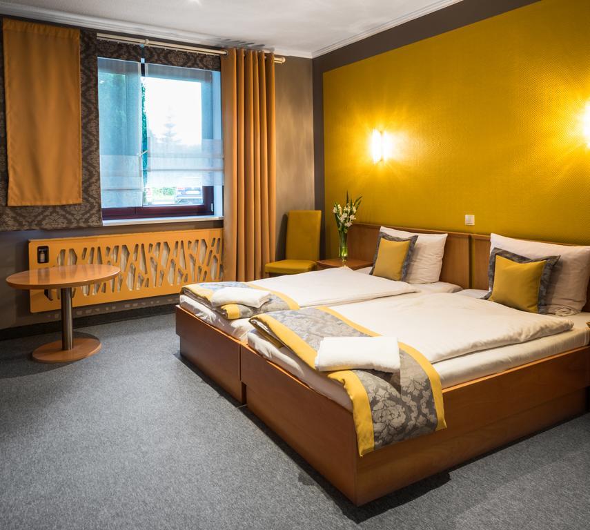 Hotel Restauracja Tawerna Gliwice Eksteriør bilde